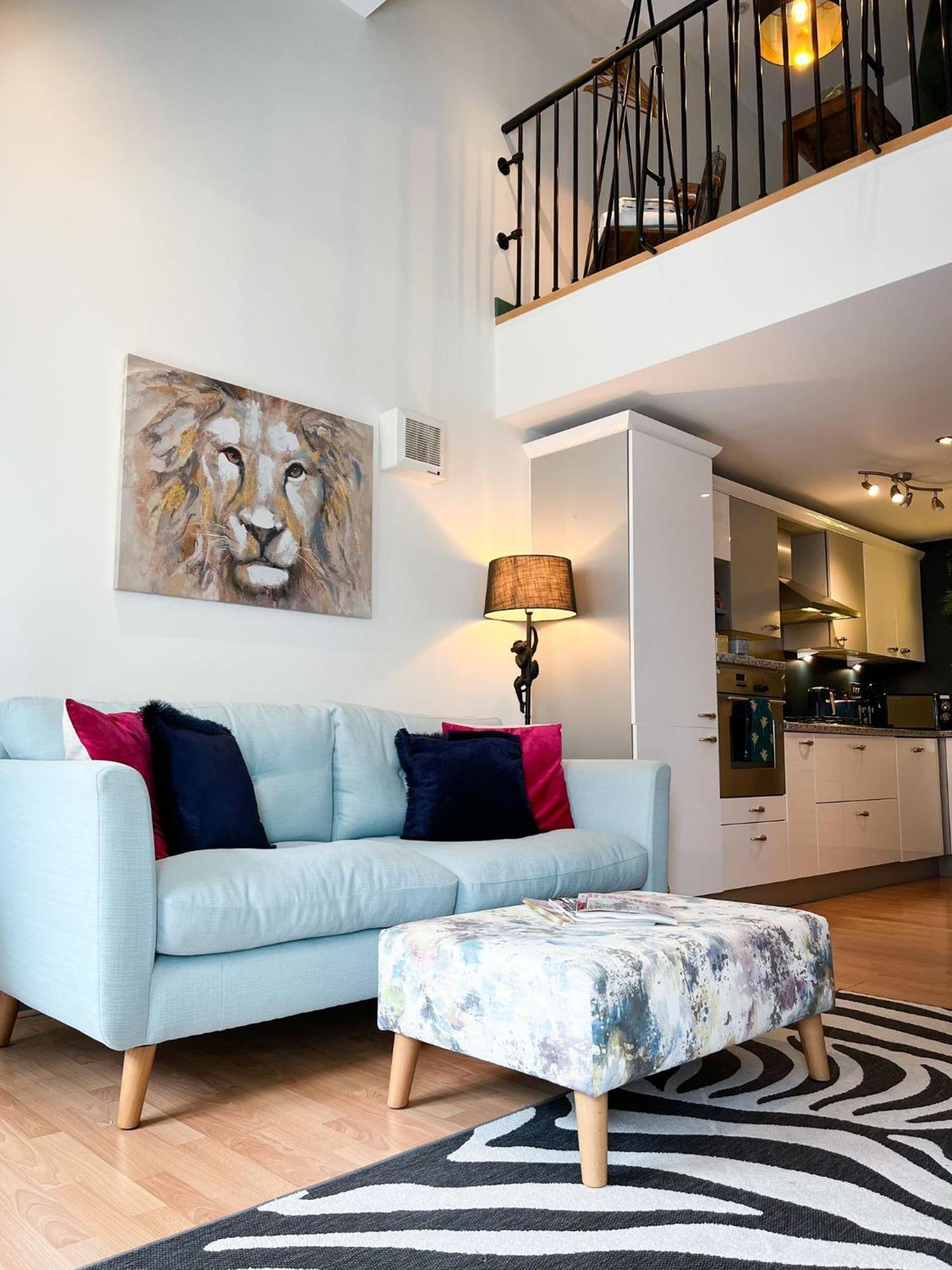 Jungle Escape, City Apartment With Parking & Terrace تشيستر المظهر الخارجي الصورة