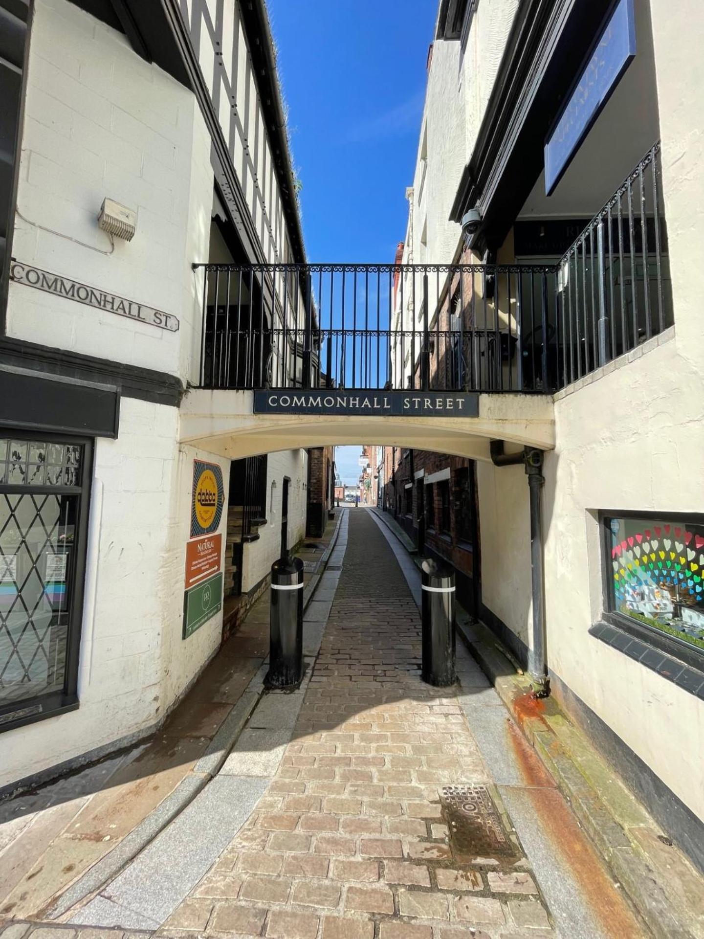 Jungle Escape, City Apartment With Parking & Terrace تشيستر المظهر الخارجي الصورة